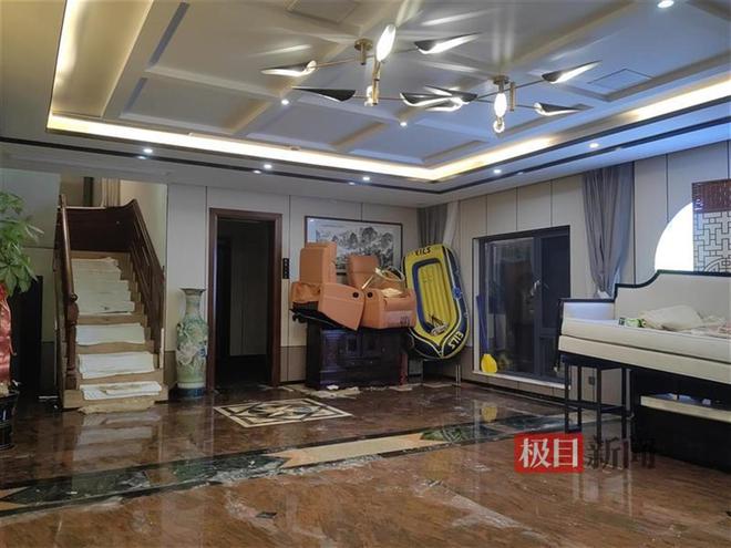 ：實探洪水後的桂林：漓江邊多家民宿被1.5米深的水淹沒，有的開業才一個半月