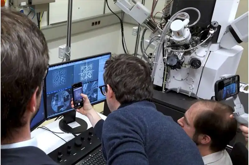 星歐娛樂官方:世界最小二維碼問世:僅 1.98 平方微米,數據可存千年